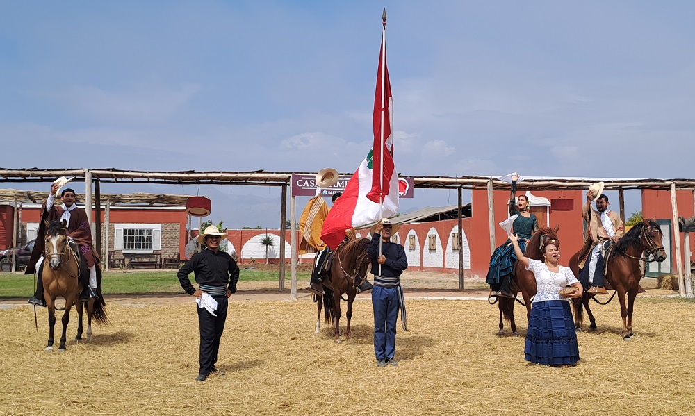 Tour Huaca de la Luna - Caballos de Paso Los mejores tours en Trujillo