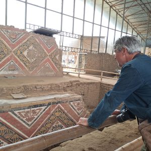 Tour Privado Huaca de la Luna Trujillo — murales polícromos cultura Moche